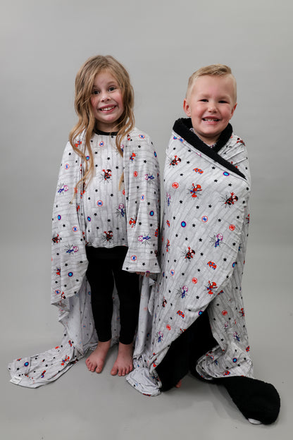 Tiny Spider Crew - Plush Blanket