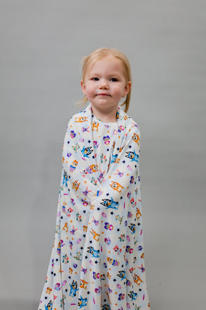 Huggle Pup Party - Lightweight Blanket