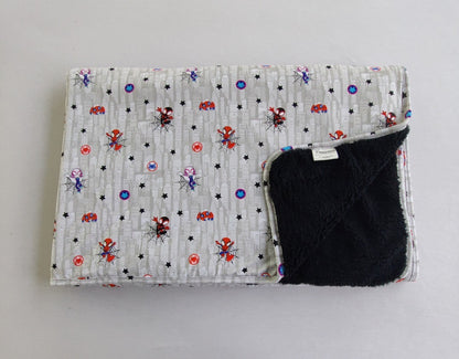 Tiny Spider Crew - Plush Blanket